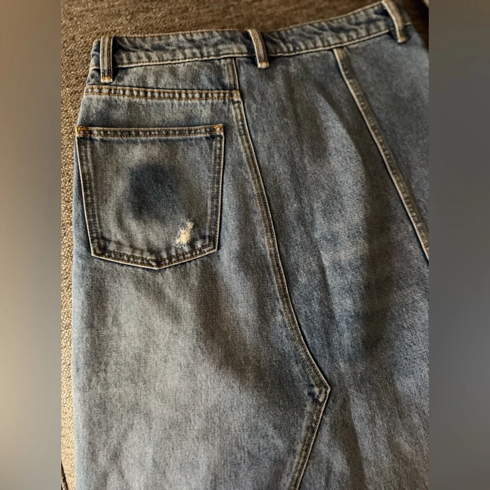EUC Tory Burch DECONSTRUCTED DENIM SKIRT size 6 - Picture 12 of 15